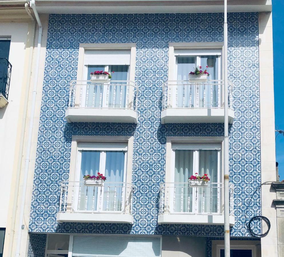 Central Tiled Apartment Aveiro Eksteriør billede